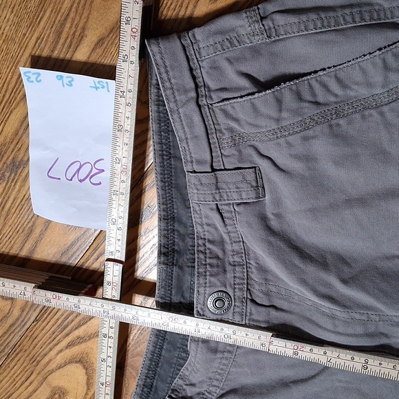 COLUMBIA Mens Shorts Grey Gray 34 x 9 Preowned Used - Picture 3 of 6